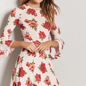 NWOT Forever 21 Mini floral skater dress